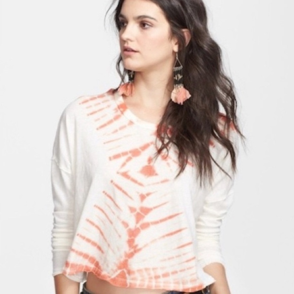 💰 we the free crop top